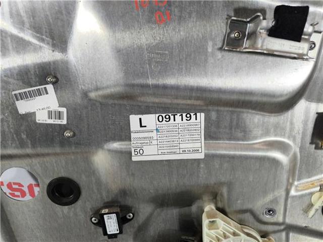 Zamek drzwi przednich lewych do Mercedes S W221