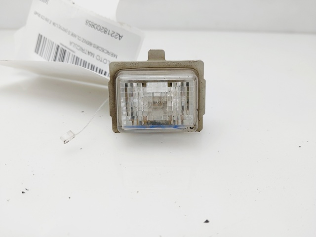Lampa oświetlenia tylnej tablicy rejestracyjnej A2218200856 MERCEDES