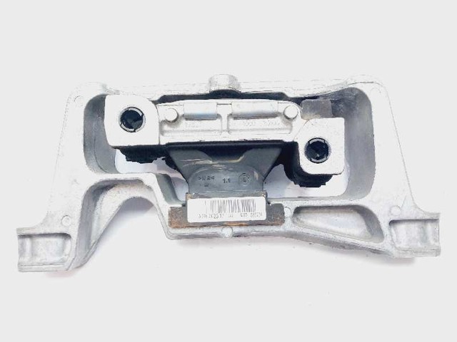 Poduszka (podpora) silnika prawa A2462401717 MERCEDES