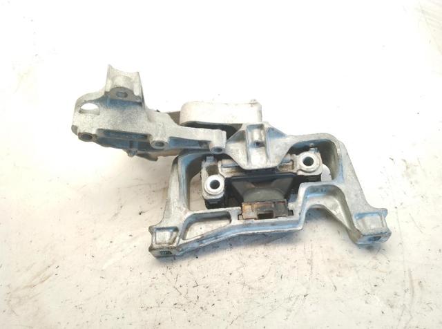 Poduszka (podpora) silnika prawa A2462402517 MERCEDES