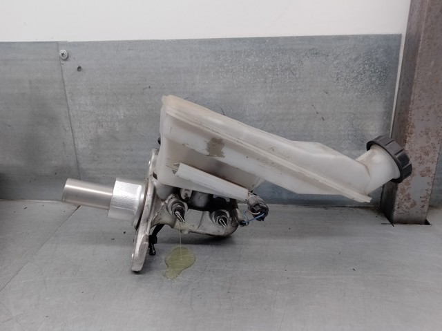 Główny cylinder hamulców A2464300001 MERCEDES