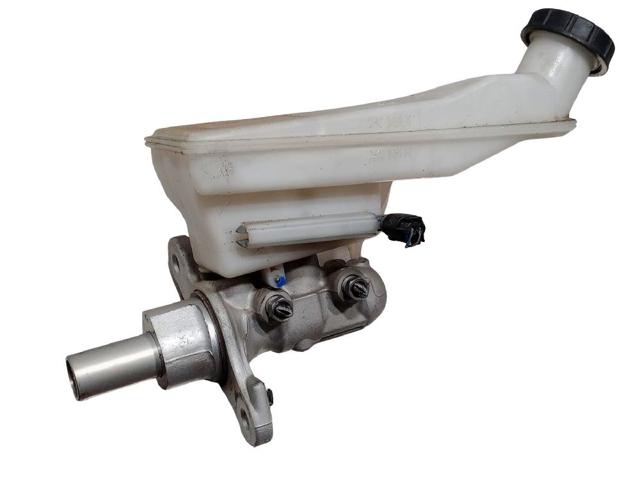 Główny cylinder hamulców A2464300301 MERCEDES