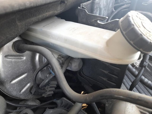 Główny cylinder hamulców A2464300301 MERCEDES