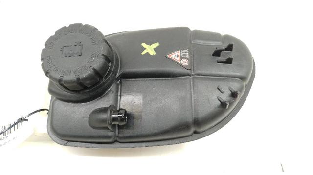 Zbiorniczek wyrównawczy układu chłodzenia A2465000049 MERCEDES