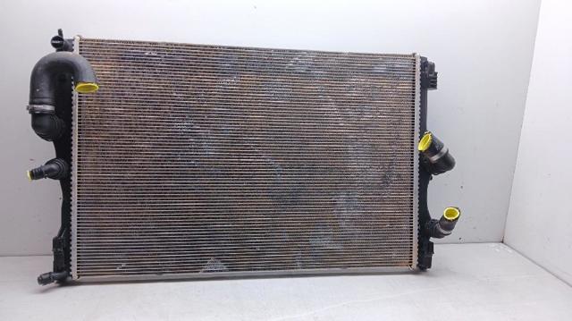 Chłodnica silnika A2475000203 MERCEDES