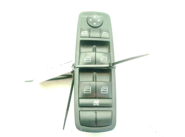 Panel przyciskowy sterowania podnośnikiem szyby przedni lewy A2518300090 MERCEDES