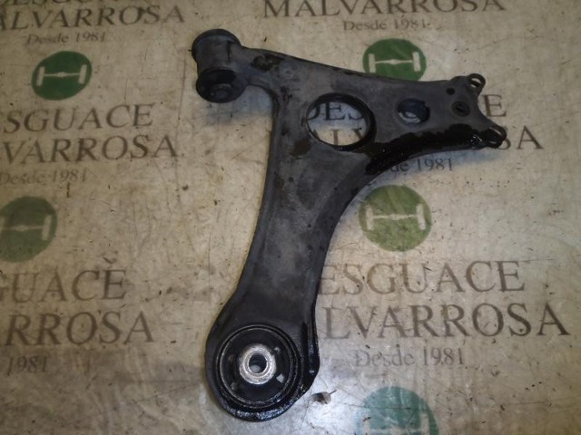 Wahacz zawieszenia przedniego dolny prawy A4143300407 MERCEDES