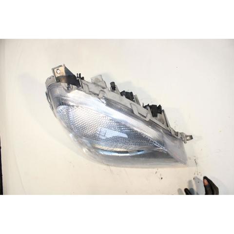 Reflektor prawy A4148200161 MERCEDES