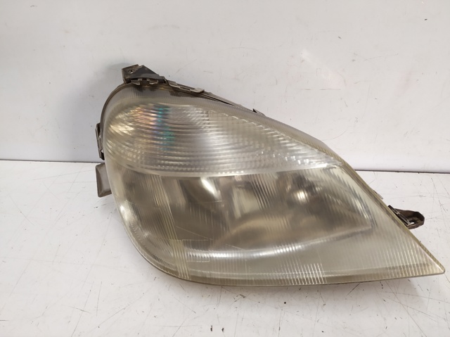 Reflektor prawy A4148200161 MERCEDES