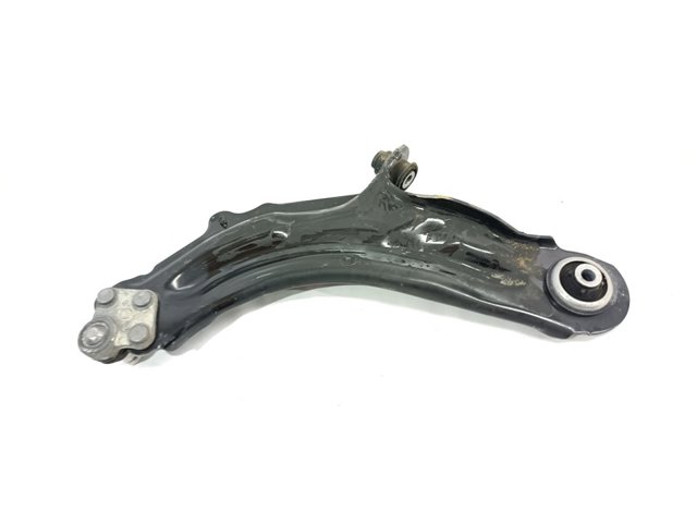 Wahacz zawieszenia przedniego dolny lewy A4153300300 MERCEDES