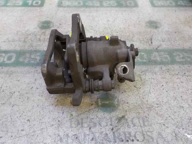 Zacisk hamulcowy tylny lewy A4154201483 MERCEDES