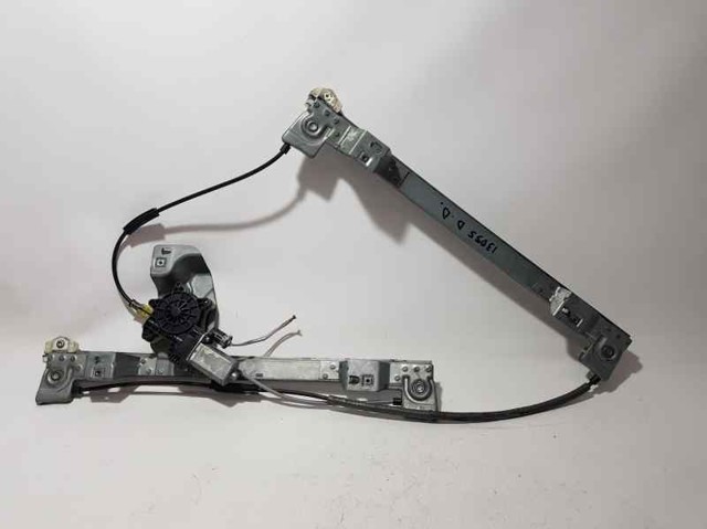 Mechanizm podnoszenia szyby drzwi przednich prawych A4157200746 MERCEDES