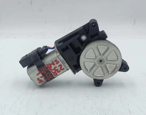Mechanizm podnoszenia szyby drzwi przednich prawych A4517200646 MERCEDES