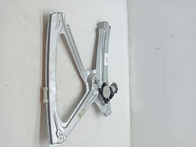 Mechanizm podnoszenia szyby drzwi przednich prawych A4517200646 MERCEDES