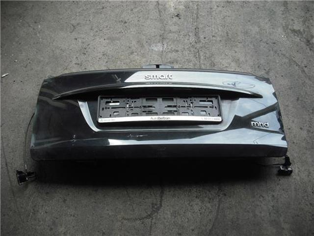 Klapa bagażnika A4517420210 MERCEDES