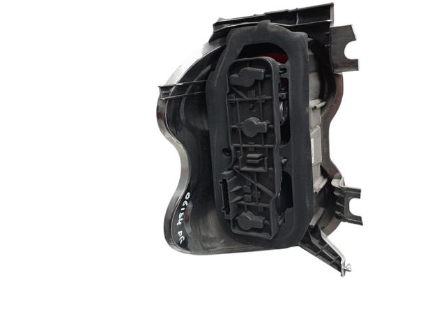 Lampa zespolona tylna prawa A4518200264 MERCEDES