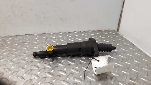 Cylinder roboczy sprzęgła A4542570379 MITSUBISHI
