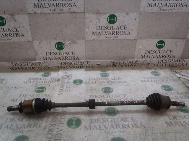Półoś napędowa przednia prawa A4543300701 MERCEDES