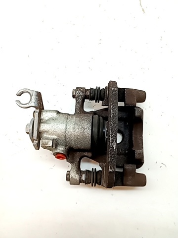 Zacisk hamulcowy tylny prawy A4544200801 MERCEDES