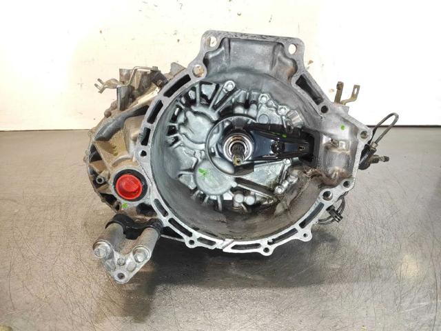 Mechaniczna skrzynia biegów w komplecie A6011701XC MAZDA