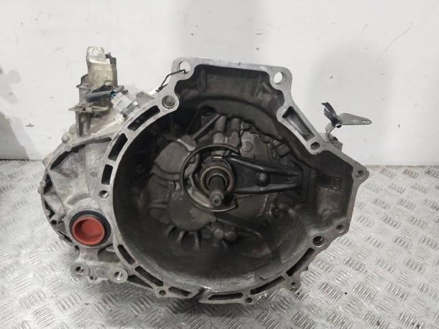 Mechaniczna skrzynia biegów w komplecie A6031701XC MAZDA