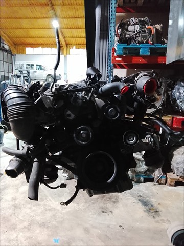 Głowica cylindrów A6110105020 MERCEDES