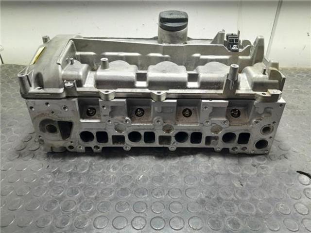 Głowica cylindrów A6110105020 MERCEDES