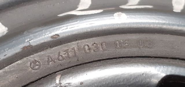 Koło pasowe wału korbowego A6110300503 MERCEDES