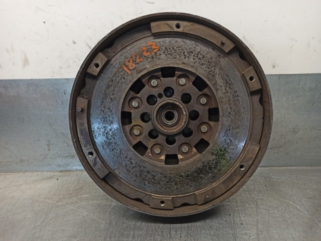 Koło zamachowe silnika A6110300605 MERCEDES
