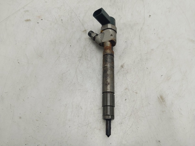 Wtryskiwacz paliwa A6110701287 MERCEDES