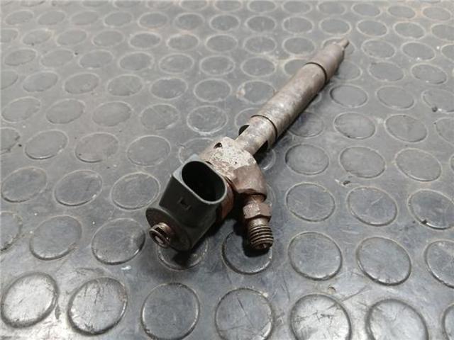 Wtryskiwacz paliwa A6110701787 MERCEDES