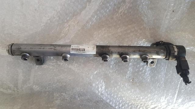 Regulator ciśnienia paliwa w listwie paliwowej A6110780449 MERCEDES