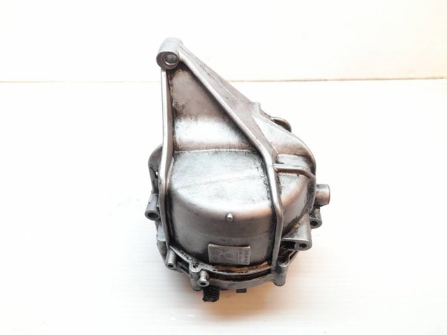 Wspornik alternatora Mercedes E S210