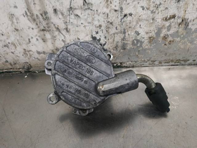 Pompa podciśnienia A6112300065 MERCEDES