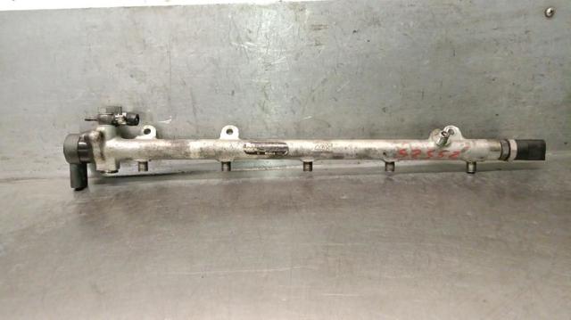 Rozdzielacz paliwa A6120700095 CHRYSLER