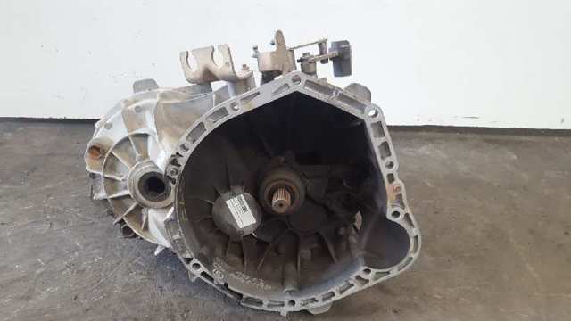 Mechaniczna skrzynia biegów w komplecie A6382601900 MERCEDES