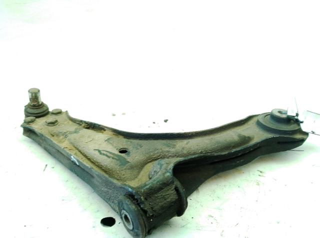 Wahacz zawieszenia przedniego dolny prawy A6383300110 MERCEDES