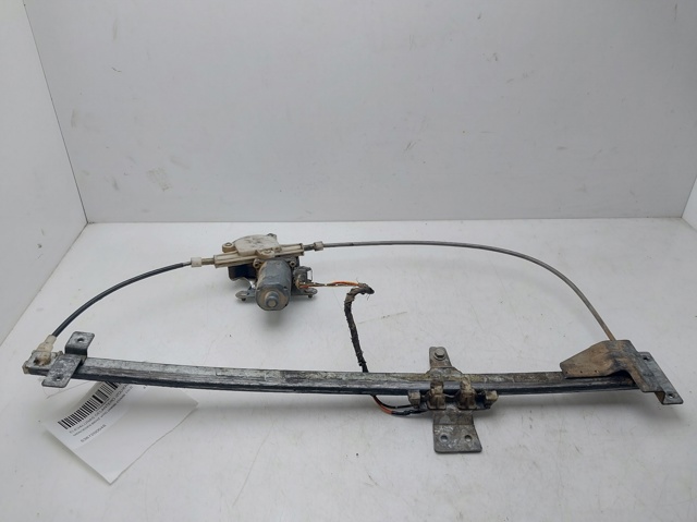 Mechanizm podnoszenia szyby drzwi przednich lewych A6387200046 MERCEDES