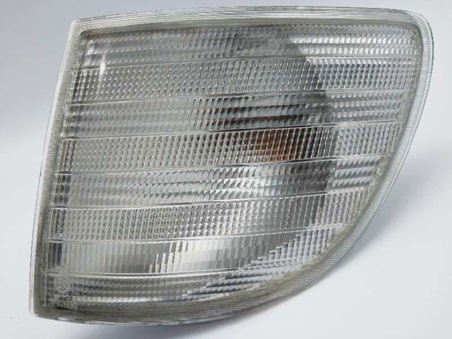 Kierunkowskaz prawy A6388200121 MERCEDES