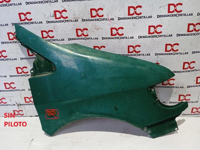 Błotnik przedni prawy A6388801506 MERCEDES
