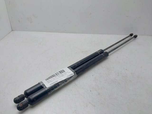 Amortyzator klapy bagażnika (3/5 drzwi-tylnych) A6389800364 MERCEDES