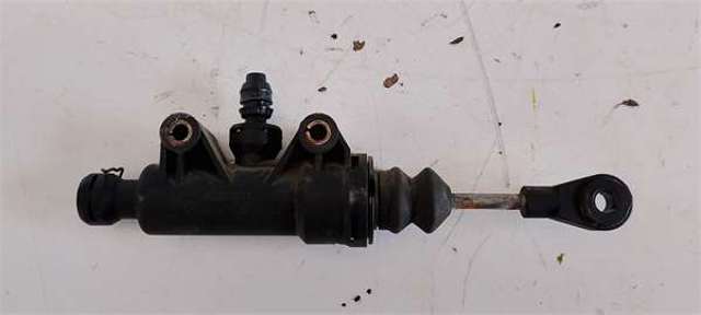 Cylinder sprzęgła główny A6392900012 MERCEDES