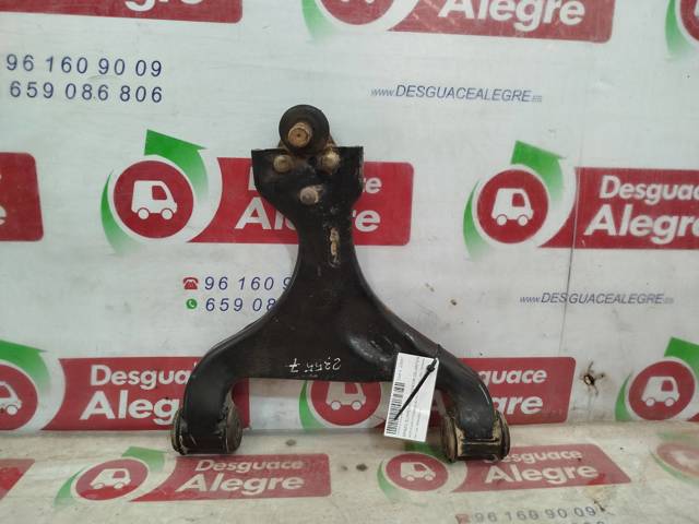 Silentblock przedniego wahacza dolnego A6393330214 MERCEDES