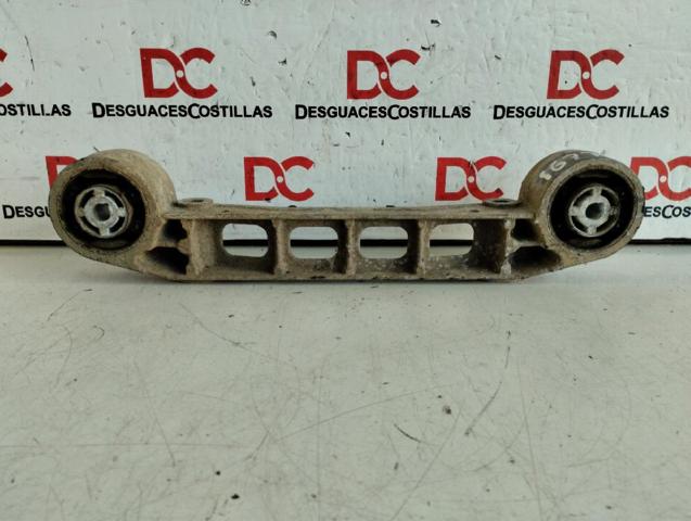 Silentblock trawersu do mocowania tylnego reduktora tylny A6393530347 MERCEDES