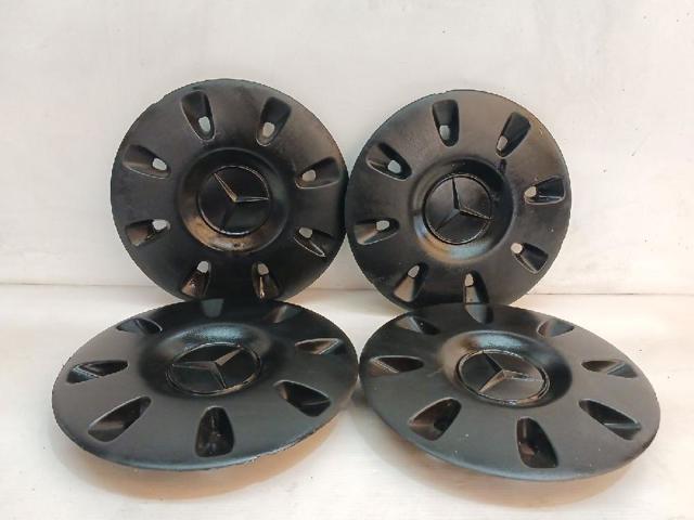 Kołpak do obręczy koła A6394010825 MERCEDES