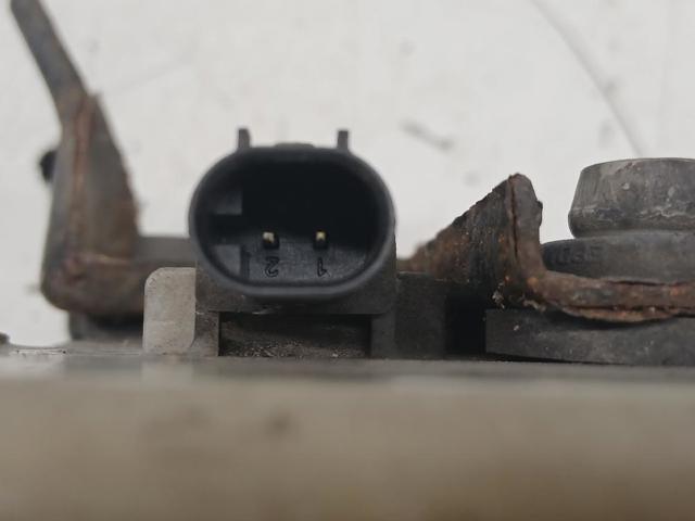Zbiorniczek głównego cylindra hamulcowego (płynu hamulcowego) A6394300002 MERCEDES
