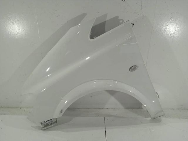 Błotnik przedni lewy A6396305107 MERCEDES
