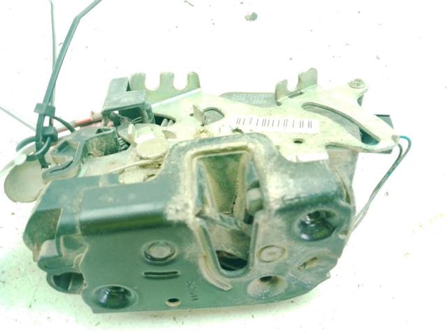 Zamek drzwi przednich lewych A6397200435 MERCEDES