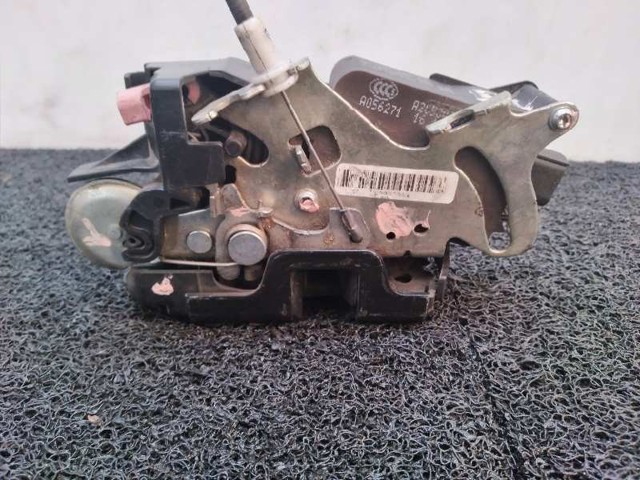 Zamek drzwi przednich lewych A6397201635 MERCEDES