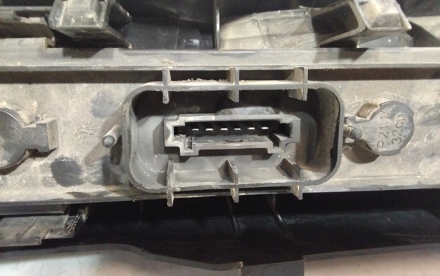 Lampa zespolona tylna lewa A6398200164 MERCEDES